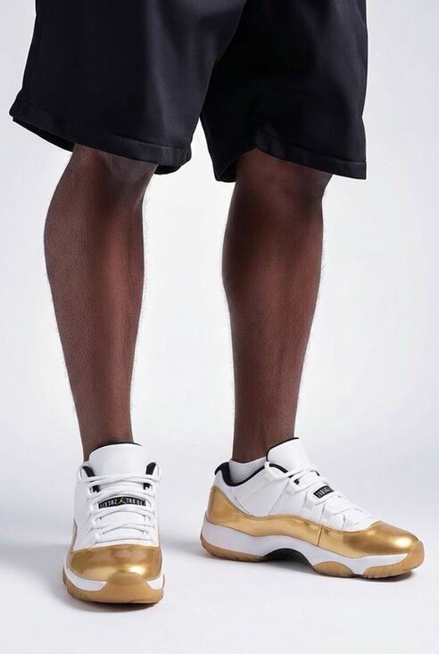 Nike Air Jordan 11 Retro Low Closing Ceremony Size 10.5 White 528895-103 main image 7